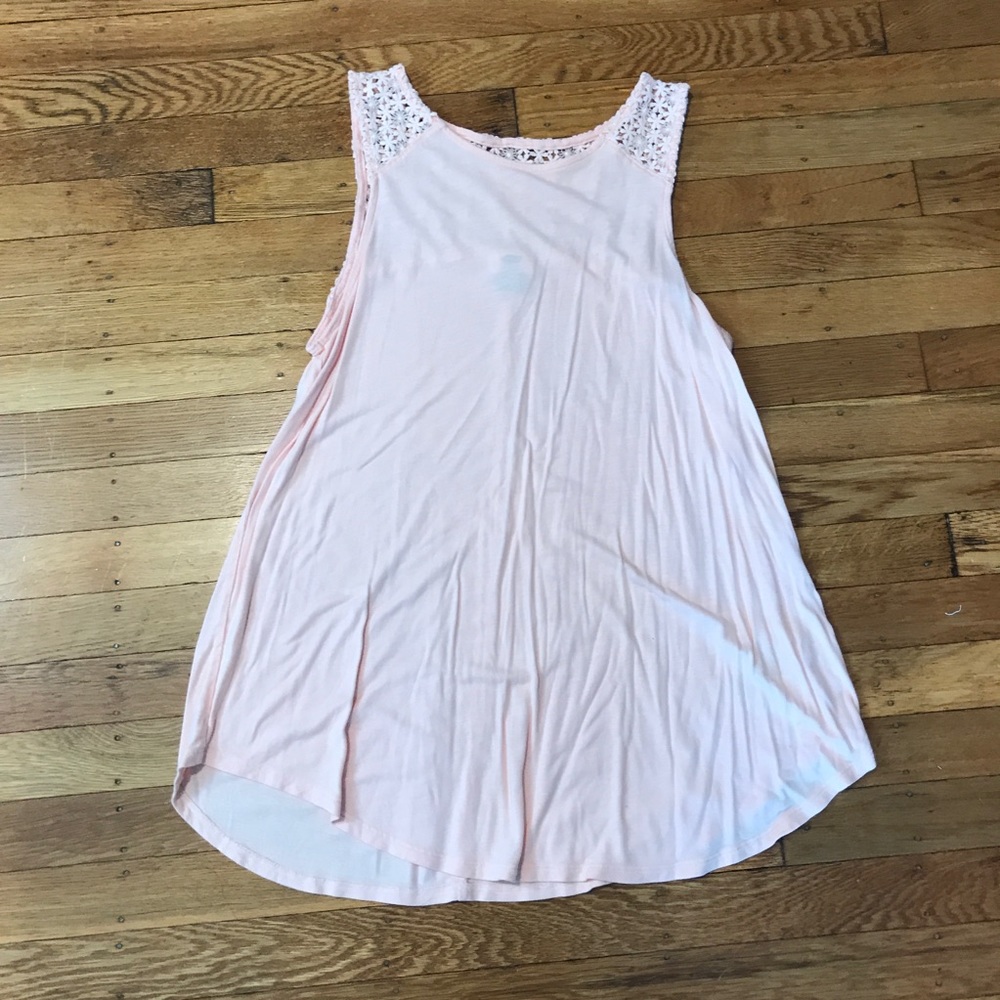 Old Navy flower lace back tank top